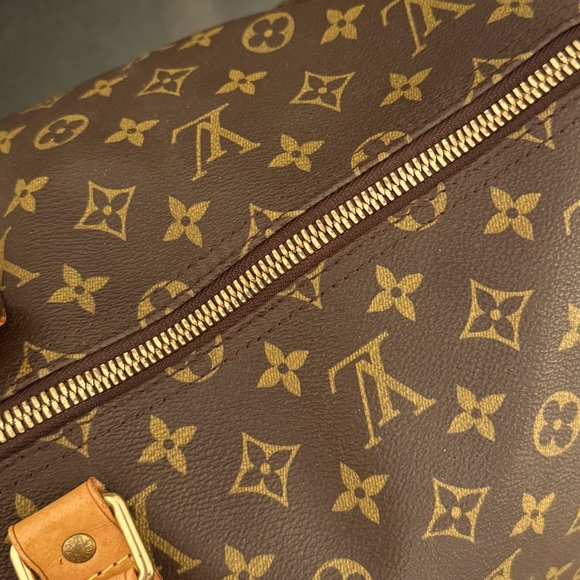 Large Louis Vuitton keepall.❤️With COA, GREAT Condition. 1 callout (see picture) - Picture 9 of 13